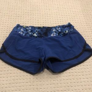 Size 4 lululemon speed up shorts